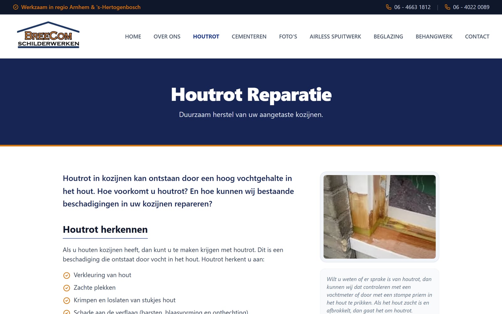 De pagina Houtrot Reparatie van BreeCom, met uitleg over het herkennen van houtrot en een foto van een aangetast kozijn.