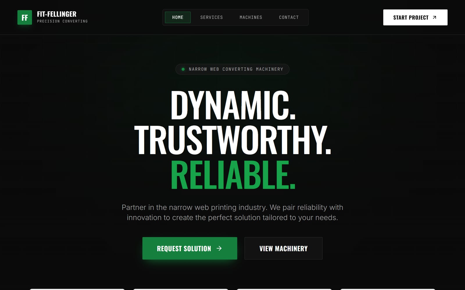 Homepage van Fit-Fellinger, een donkere site met een grote kop en groene accenten.